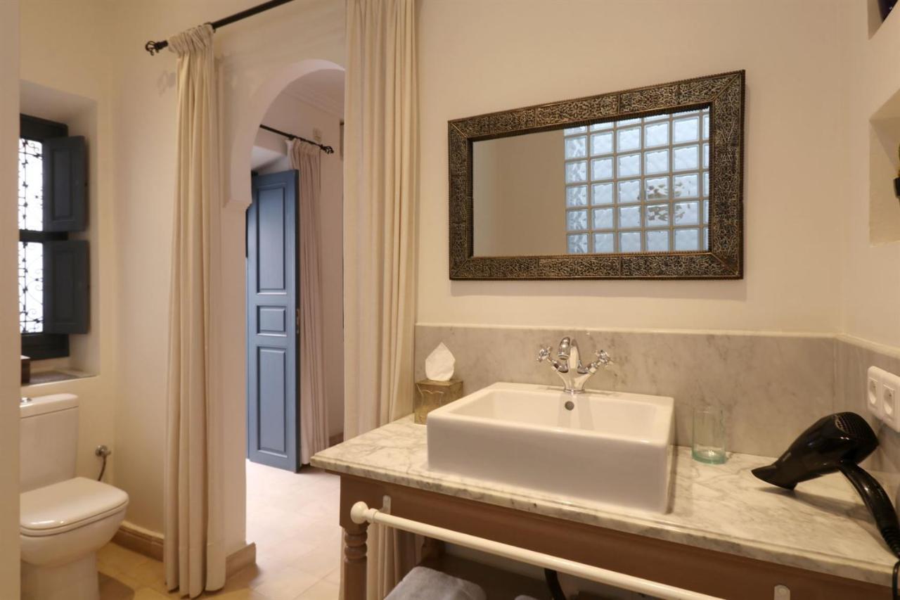 Riad Dar Safi - Privatise Pour 6/8 Pers. - Jacuzzi Marrakesh Exterior photo